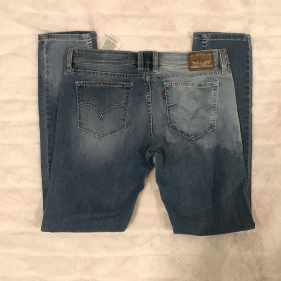 Levi’s Low Twist Skinny Jeans - Picture 4 of 5